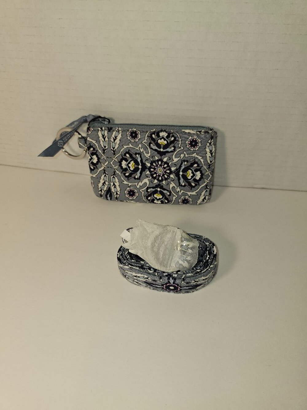 NWT Vera Bradley RFID Deluxe Zip ID Case Lanyard Plaza Tile Set Keychain Wallet